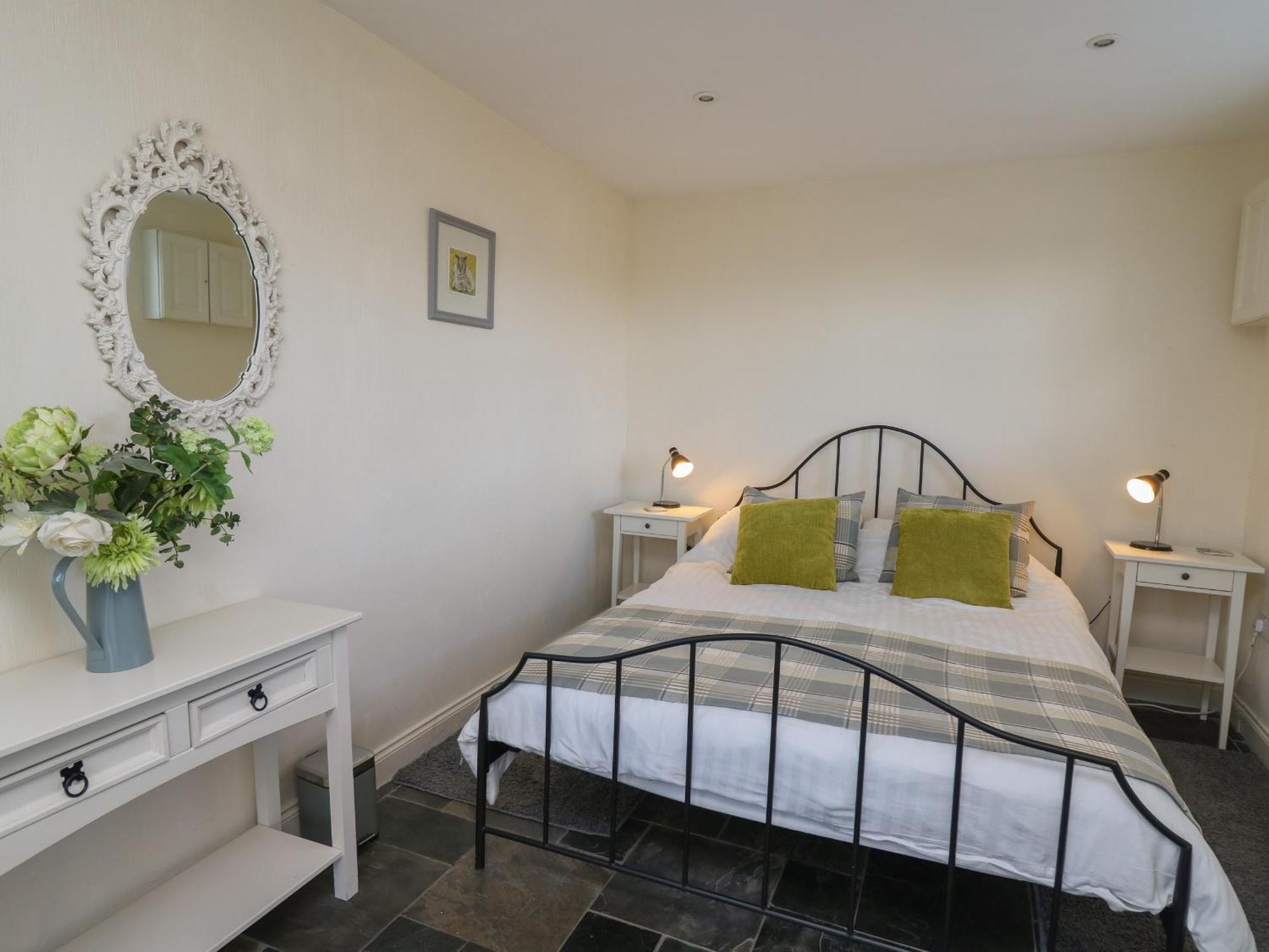 Caely Villa Llandrindod Wells Bagian luar foto